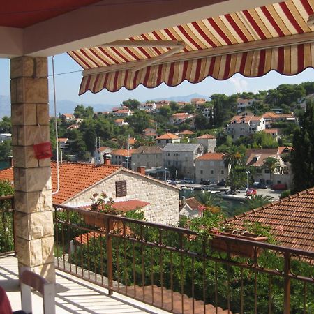Apartman Mate Splitska Exterior foto