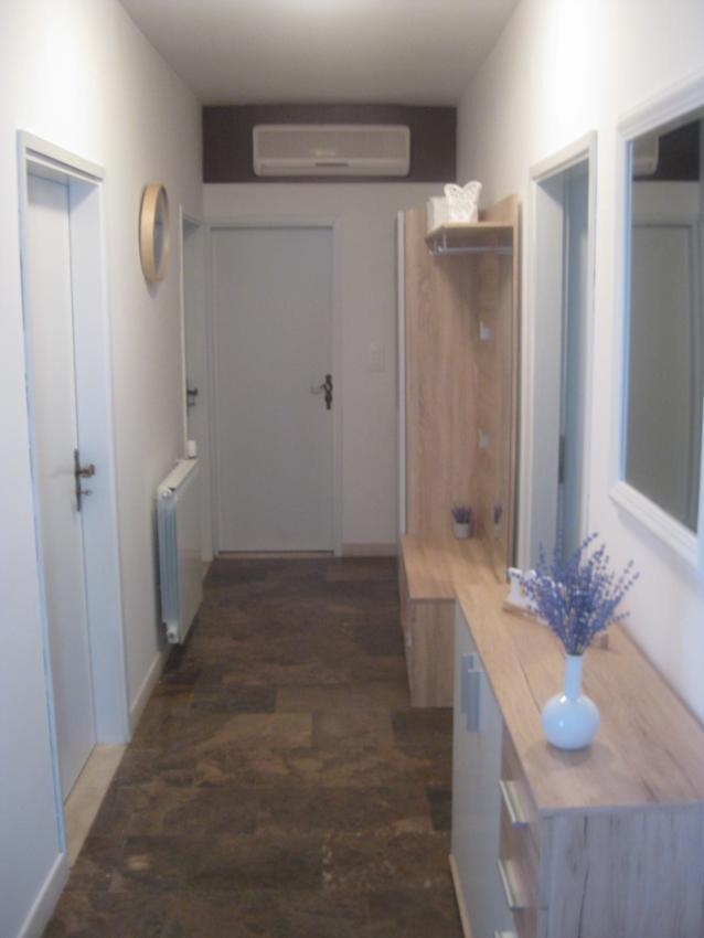 Apartman Mate Splitska Exterior foto